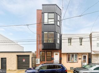 2821 Livingston St, Philadelphia, PA 19134