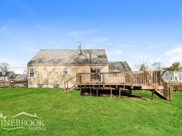 3998 Hamblen Dr — Photo 3