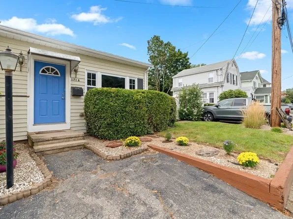 171 Lake St, Waltham, MA 02451