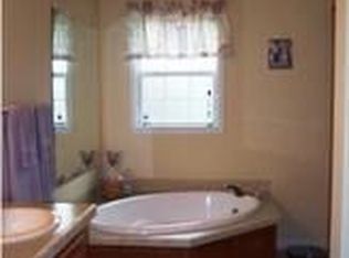 107 Fairview Ave, Walterboro, SC 29488