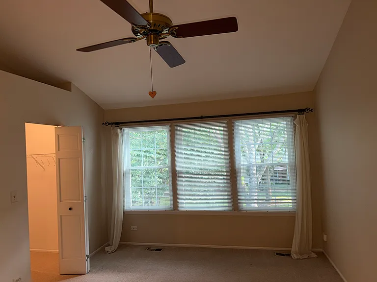 2106 Glasgow Ct — Photo 19
