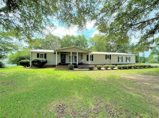 1721 Martin Villa Rd, Elberton, GA 30635
