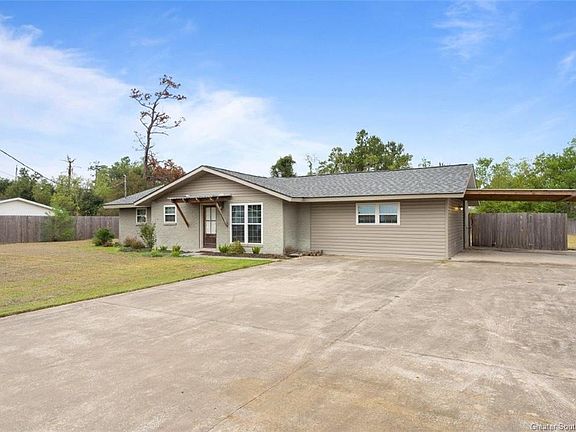 2nd image of 5004 Country Club Ct