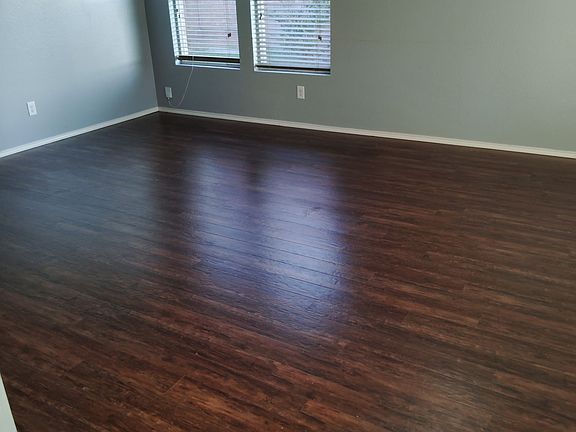3rd image of 14846 Canyonridge Dr