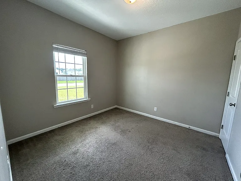 206 Summerhill Dr — Photo 13