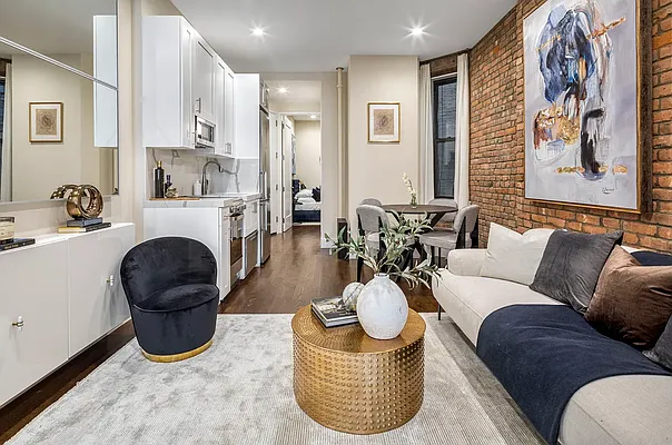 Rented by Douglas Elliman | media 4