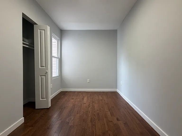 736 S 15th St #2A — Photo 11