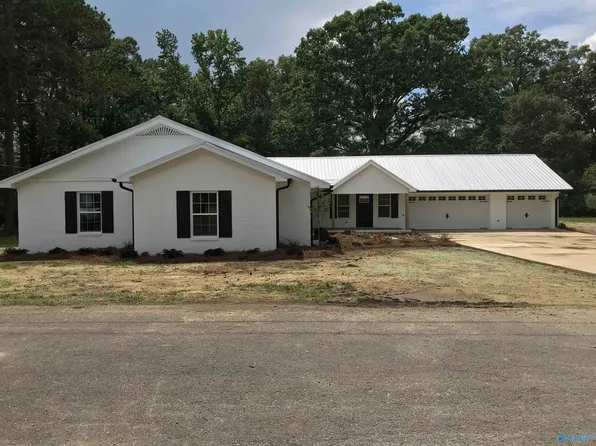 716 Ruby St, Gadsden, AL 35901