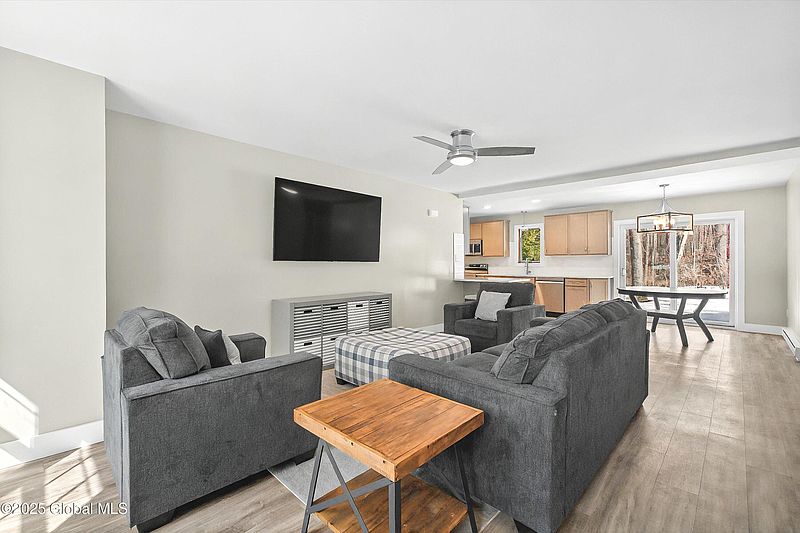 5th image of 7 James Court