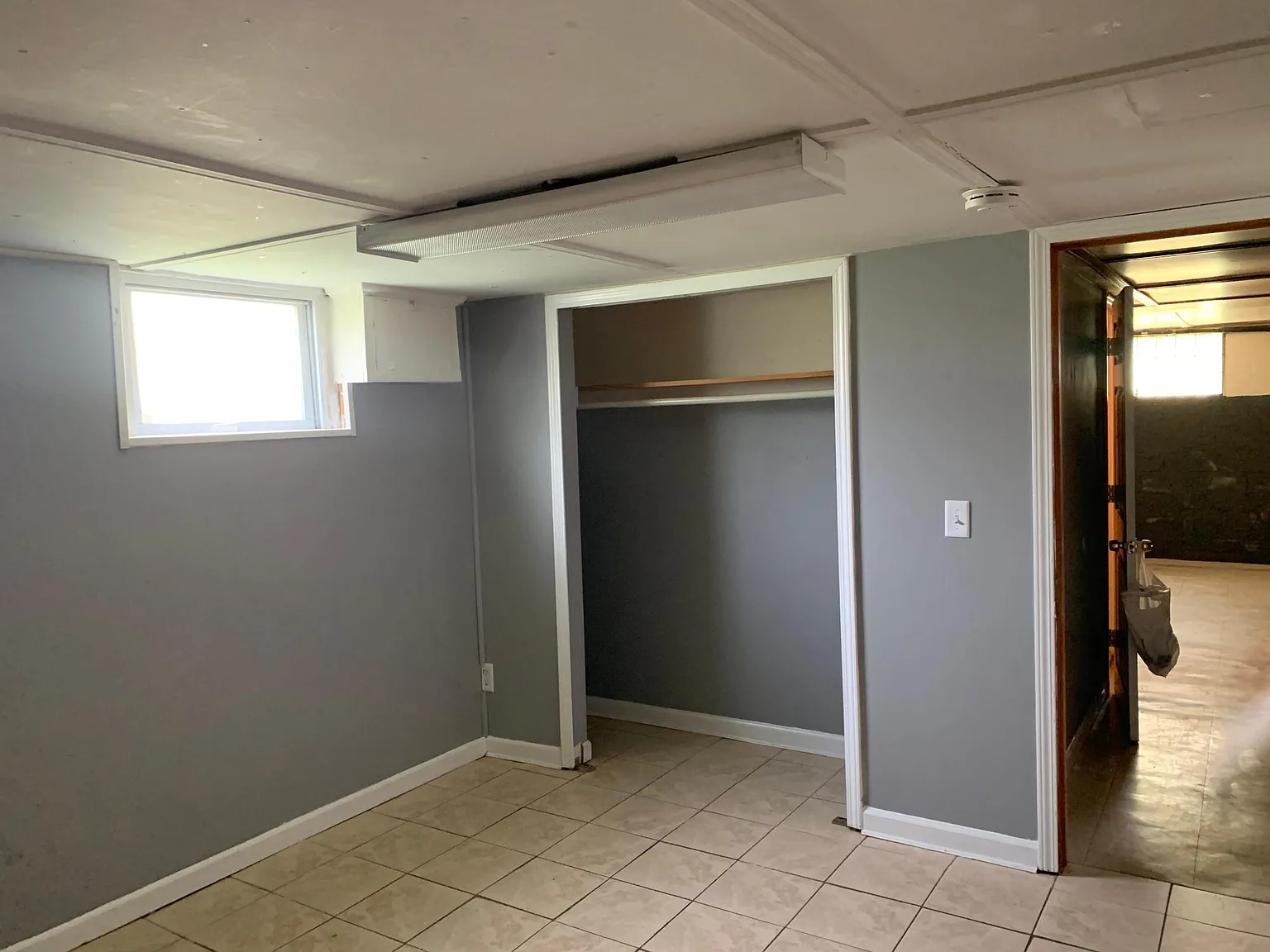3 bed, 1000 sqft, $1,180 — Photo 4
