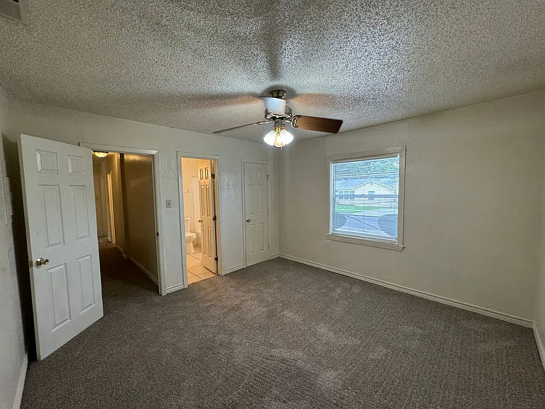 1301 Franz Dr — Photo 12