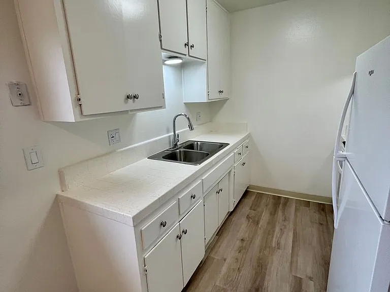 Garden View Apartment Homes — Photo 12