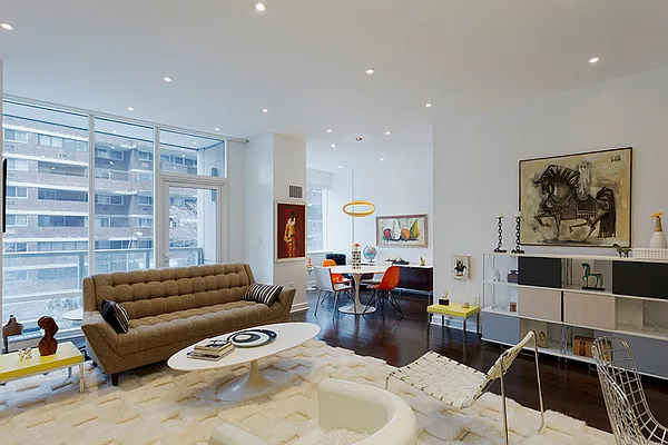 Sold by A & I Broadway | media 25