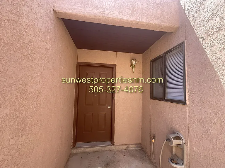 3852 N Butler Ave — Photo 5