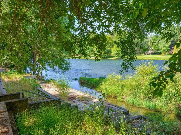20459 Highway 62, Shady Cove, OR 97539
