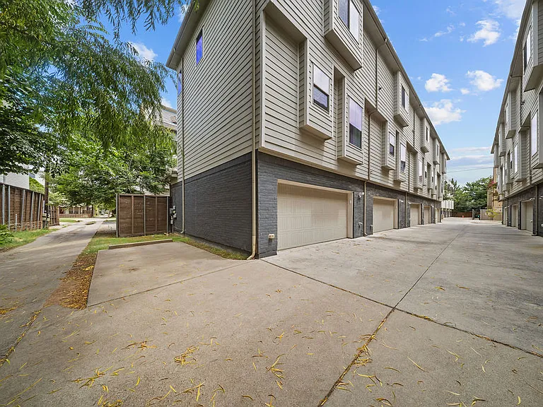 5811 Bryan Pkwy #50 — Photo 4