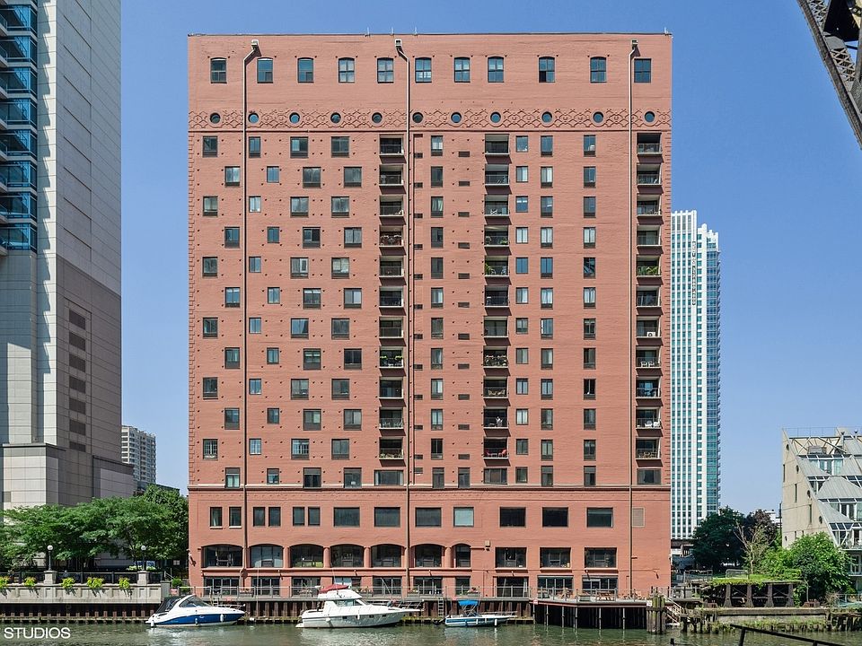 1st image of 345 N Canal St APT 507