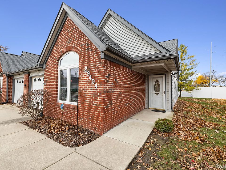 1st image of 29404 Meadow Ln