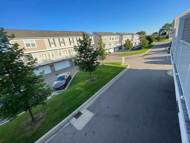 4621 Bradley Cir — Photo 11