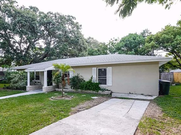 3rd image of 1655 Santa Anna Dr
