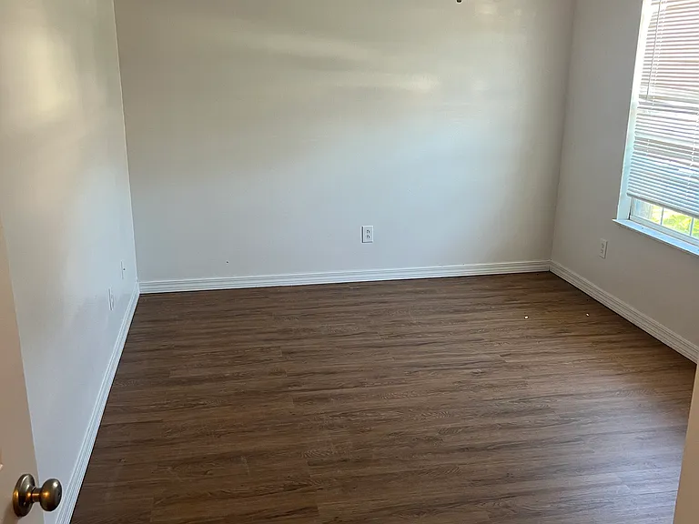 205 Craft St — Photo 5