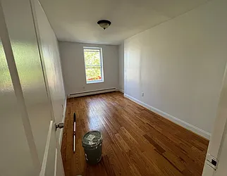 Rented by R New York