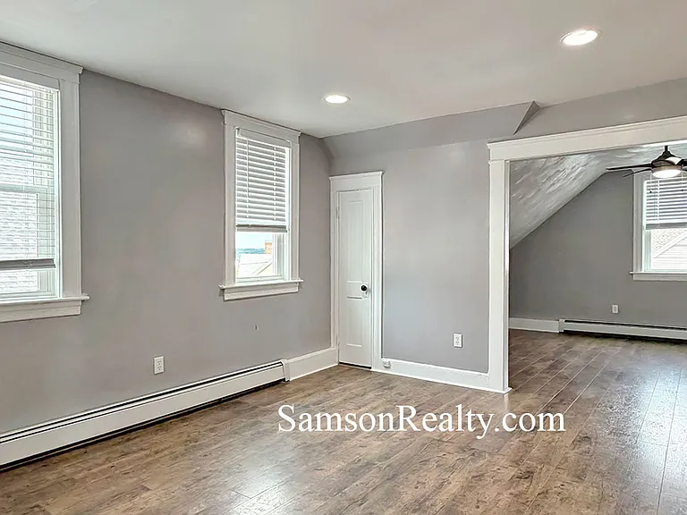 129 Abbott St #3 — Photo 12