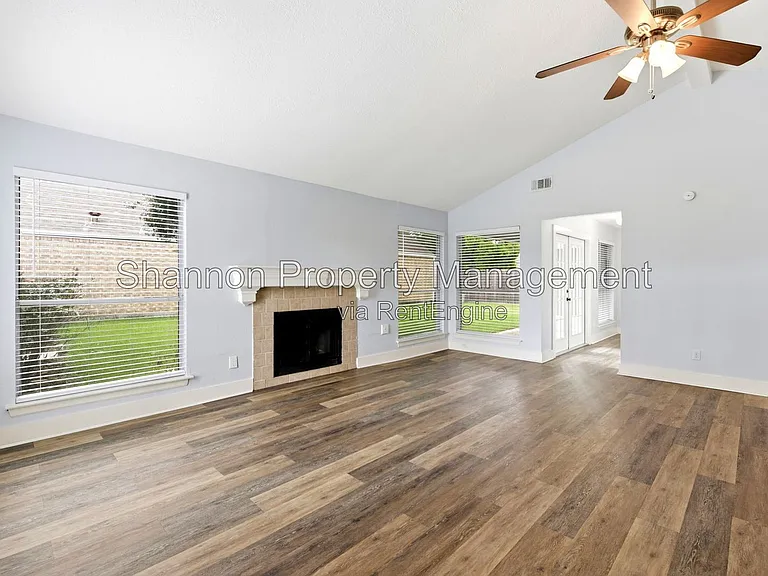 16625 Ivy Grove Dr — Photo 5