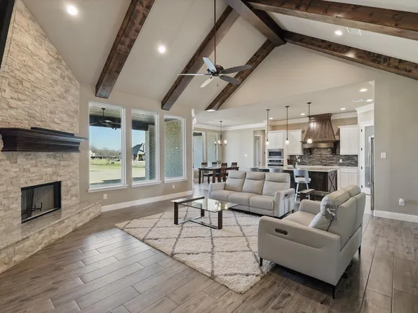 119 Lakota Dr, Bridgeport, TX 76426