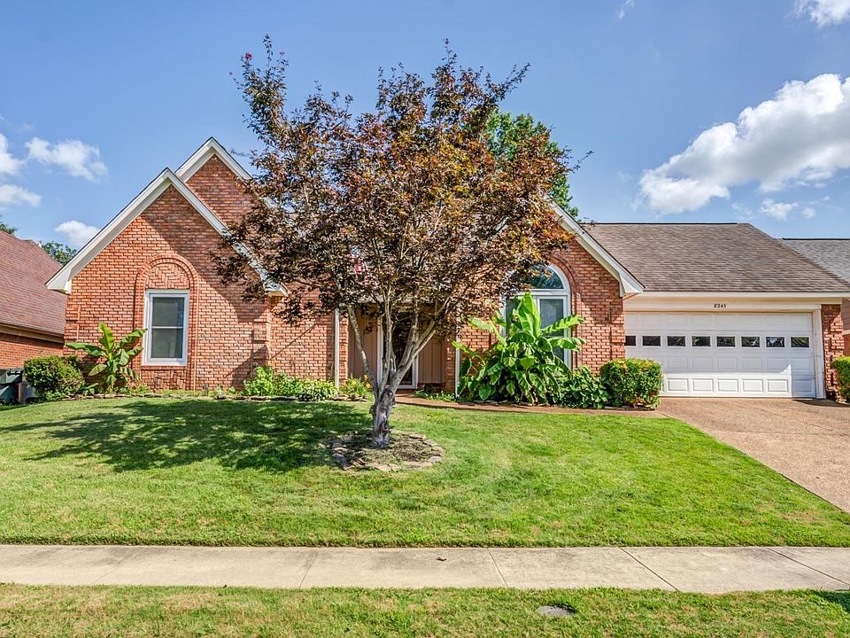 1st image of 8243 Crimson Creek Dr
