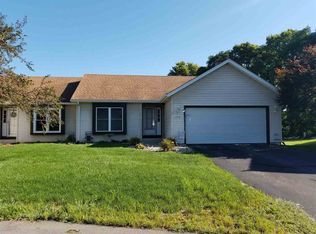 2002 Poppy Ct, Mishawaka, IN