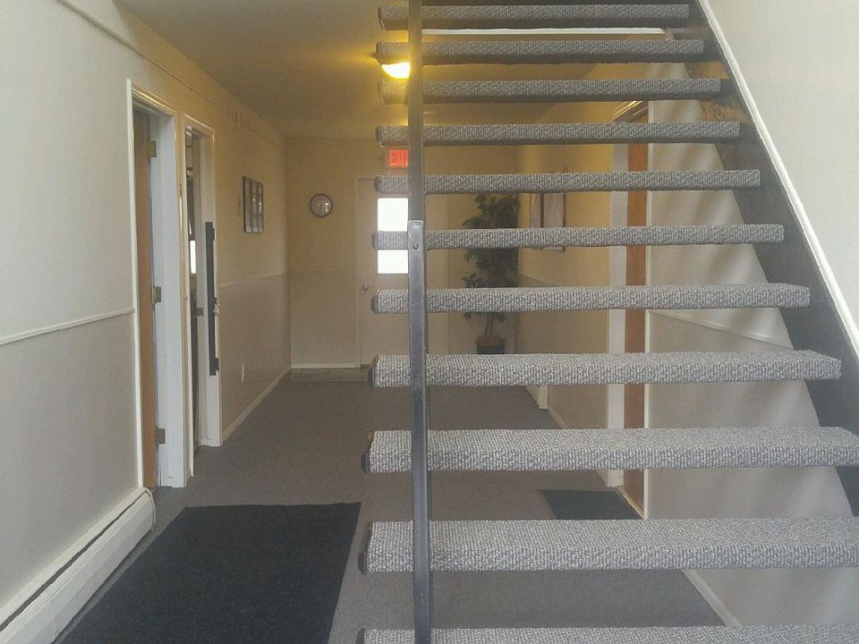 2nd image of 35580 Union Lake Rd APT 2