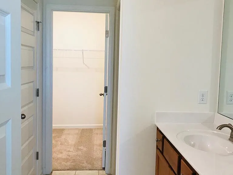 739 Tennypark Ln — Photo 6