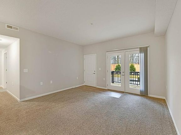 4th image of 187 Wilson Dr #183I