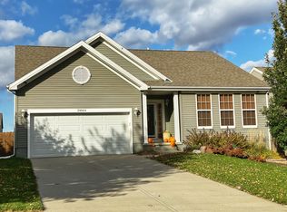 20864 Honeysuckle Dr, Elkhorn, NE 68022
