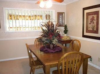 3rd image of 360 Madeira Cir SW