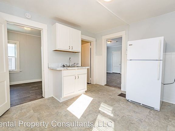 3rd image of 924 Nagold St NW #1