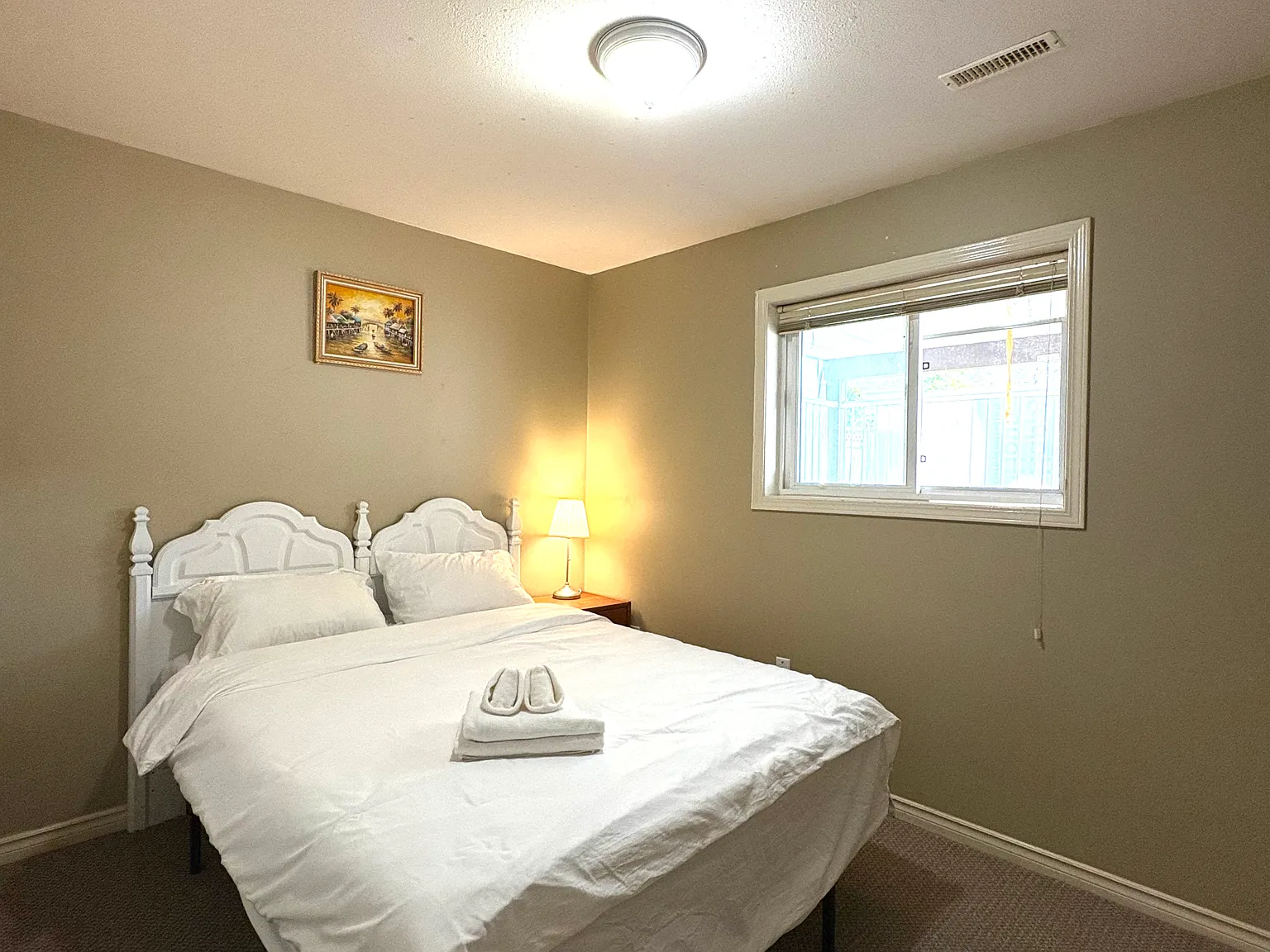 2 bed, 800 sqft, $1,799 — Photo 2