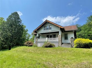 2450 Pleuchel Rd, Sewickley, PA 15143