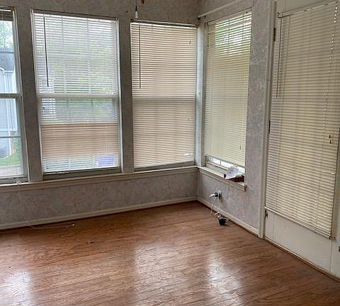 5th image of 900 Jessicas Ln