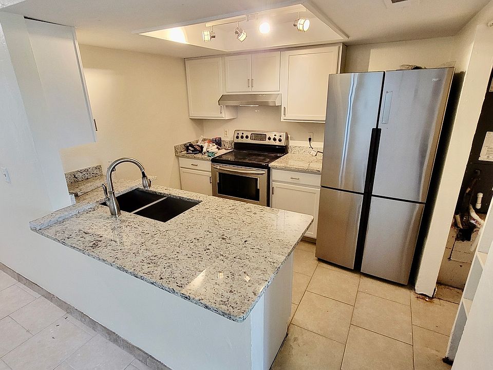 1st image of 1182 N Bayshore Dr