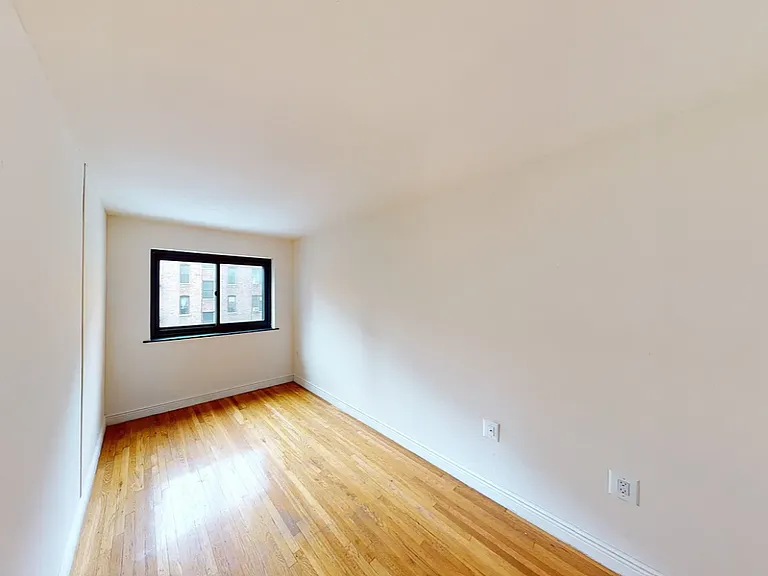 50 Prince St #3M — Photo 6