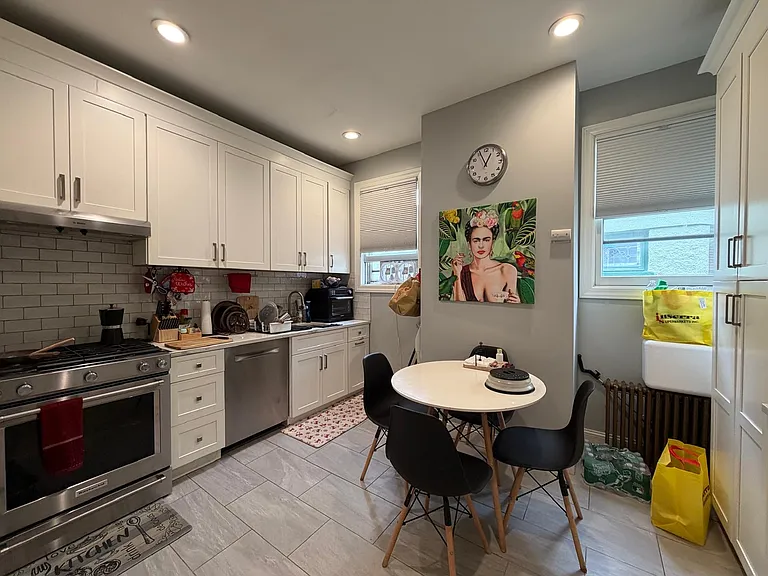 17-19 Liberty Pl #2 — Photo 17