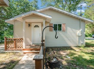 67100 Oxbow Dr, Constantine, MI 49042