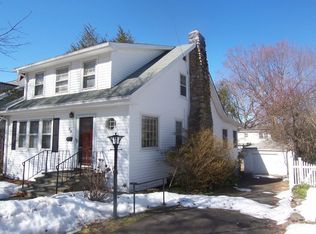 36 Senior Pl, Fairfield, CT 06825