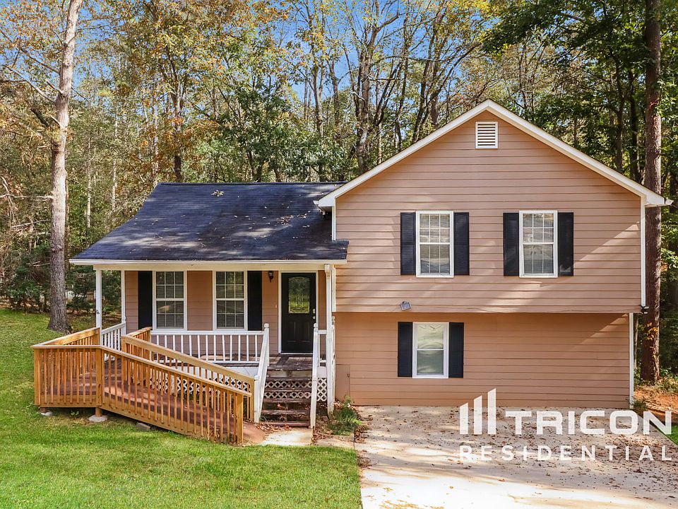1st image of 476 Halehaven Dr