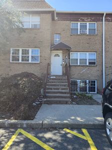15 College Dr #15, Edison, NJ, 08817
