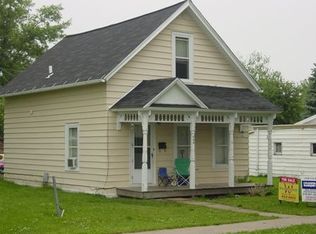 608 E Madison St, Washington, IA 52353