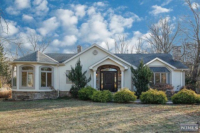 1st image of 599 Thurnau Dr