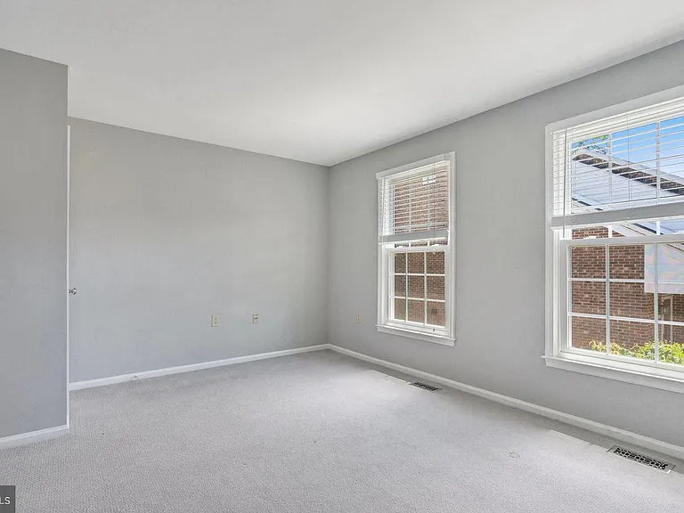 2522 S Arlington Mill Dr #D-4 — Photo 21